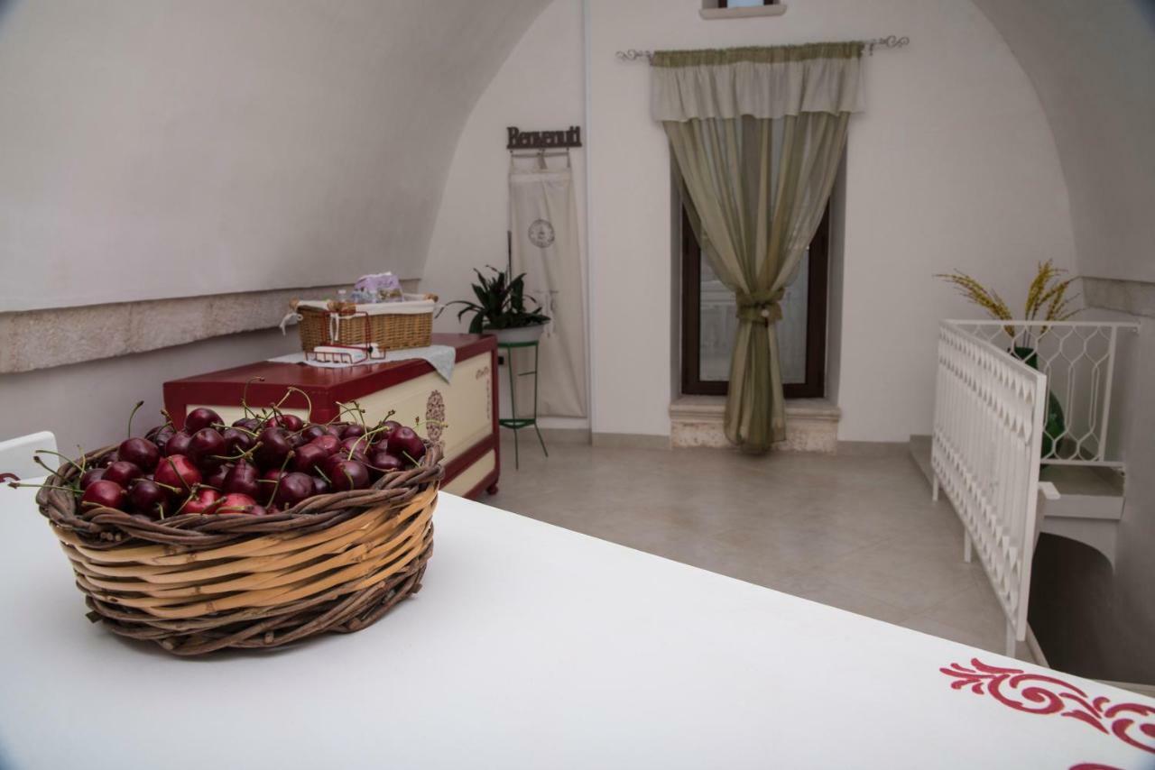 B&B A Due Passi Martina Franca Exteriör bild
